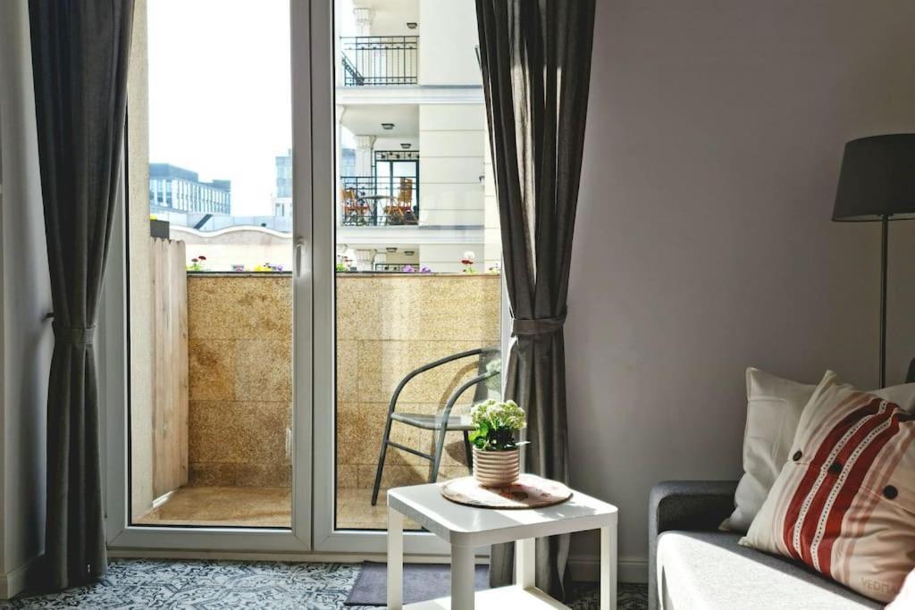 Apartament Zachodni Z Balkonem 4 Osoby Varsovia Exterior foto