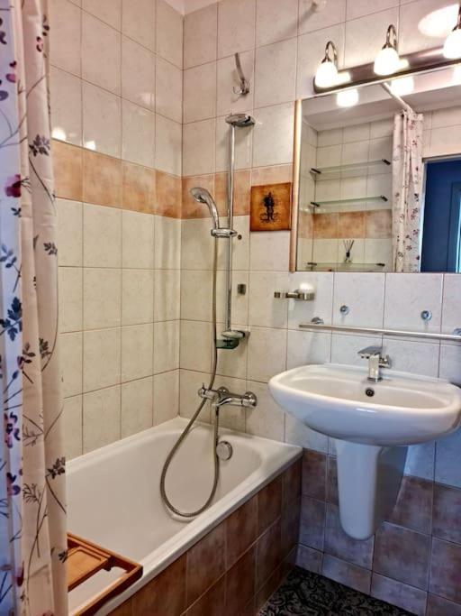 Apartament Zachodni Z Balkonem 4 Osoby Varsovia Exterior foto